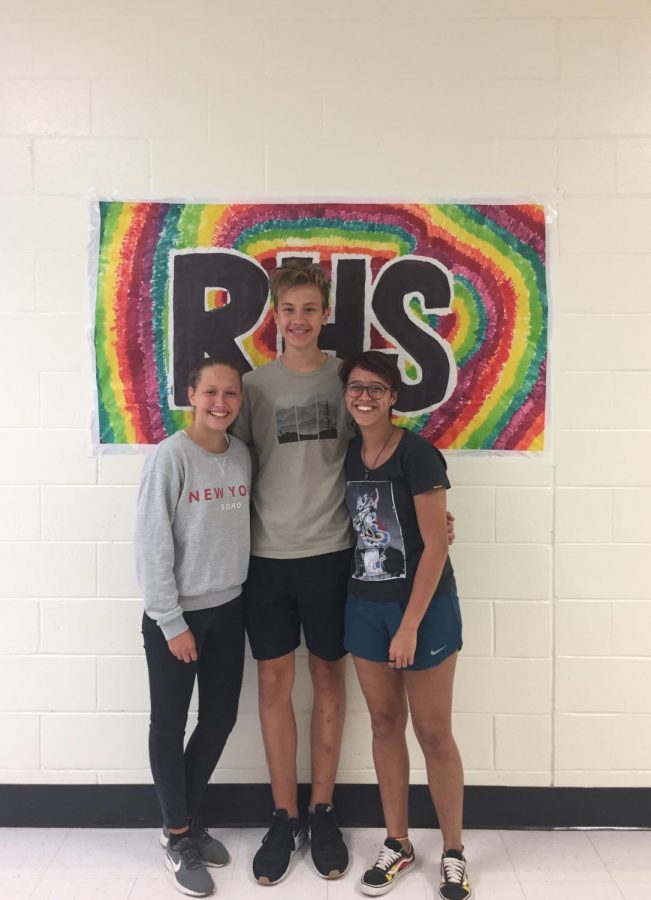 Left to the right: Joana Ackerl, Lasse Pietschner and Ana Ferreira, from Austria, Germany and Brazil, celebrating their differences and getting to know others cultures.
Photo Credit: Alli Calhoun